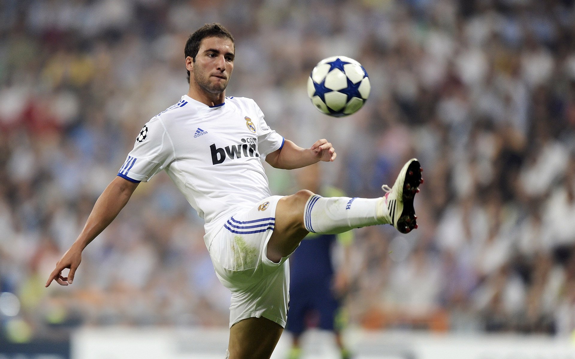 球队排名大洗牌：谁在赶超领头羊？，球队实力排行榜